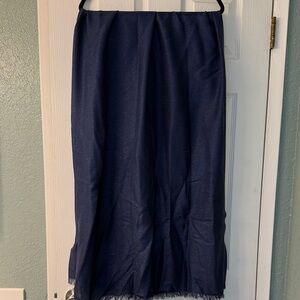 Elegant NWT Navy Blue Sparkle Women's Scarf